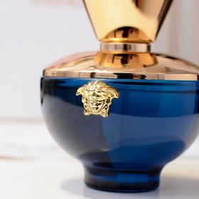 Название бренда： Versace Versace Pour Femme Dylan Blue Упаковка 