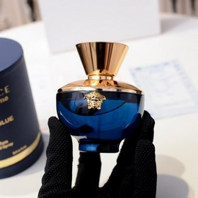 Название бренда： Versace Versace Pour Femme Dylan Blue Упаковка 