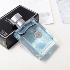 Название бренда： Versace Упаковка товара： коробка + счет + подаро