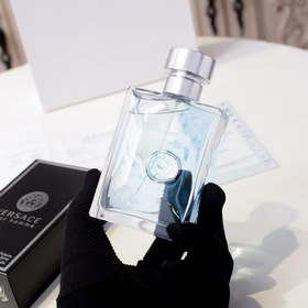 Название бренда： Versace Упаковка товара： коробка + счет + подаро