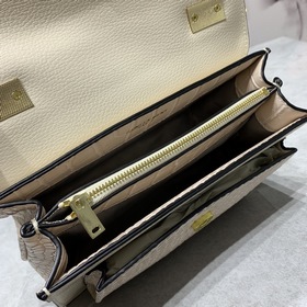 Saint Laurent Paris YSL Saint Laurent Классическая модель Номер м