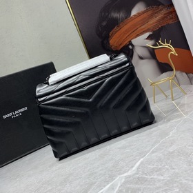 YSL Saint Laurent Мягкая сумка с логотипом на передней клапане А