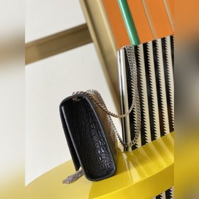 YSL Сумка через плечо с цепочкой и крокодиловым узором Модель： 3