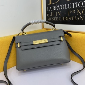 Saint Laurent Paris YSL Saint Laurent Модель： 5010 Изготовлен из 