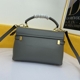 Saint Laurent Paris YSL Saint Laurent Модель： 5010 Изготовлен из 