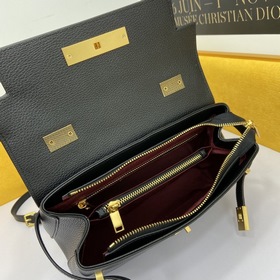 Saint Laurent Paris YSL Saint Laurent Модель： 5010 Изготовлен из 