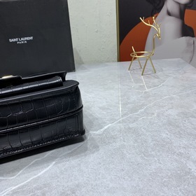 Saint Laurent Paris YSL Saint Laurent Классическая модель Номер м