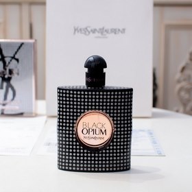 Классическая модель, доступны товары высокого или стандартного ка