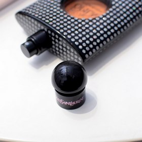 Классическая модель, доступны товары высокого или стандартного ка