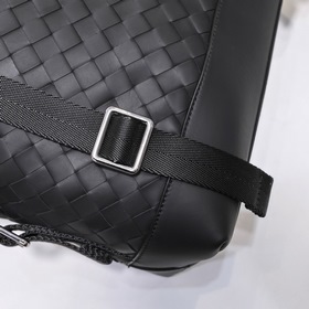 BV - новейшая модель мужского рюкзака Изготовлен из кожи высшего 