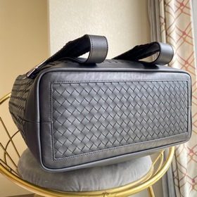 BV Bottega Veneta Двухплечевая сумка из вощеной кожи, артикул： VS