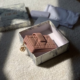 Dior Кожаный чехол для карт, модель S0074 Многослойный дизайн в 