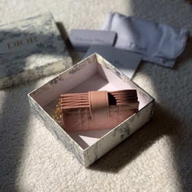 Dior Кожаный чехол для карт, модель S0074 Многослойный дизайн в 