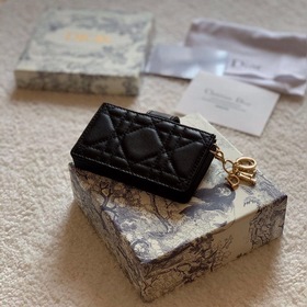 Dior Кожаный чехол для карт, модель S0074 Многослойный дизайн в 
