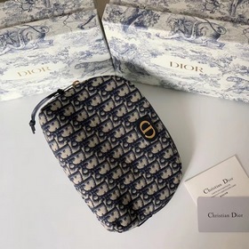 Dior клатч, большой размер Артикул： S5416CTZQ_M928 Эта косметичк