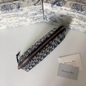 Dior клатч, большой размер Артикул： S5416CTZQ_M928 Эта косметичк