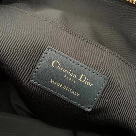 Dior клатч, большой размер Артикул： S5416CTZQ_M928 Эта косметичк
