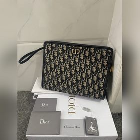 Сумка Dior Oblique из канваса Размеры： 26 × 19,5 × 7 см