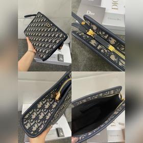Сумка Dior Oblique из канваса Размеры： 26 × 19,5 × 7 см