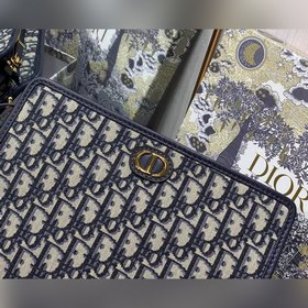Сумка Dior Oblique из канваса Размеры： 26 × 19,5 × 7 см