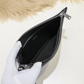 Мужская сумка Dior, модель D8001 Эта сумка-клатч является одним 
