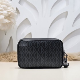 Мужская сумка Dior, модель D8008 Эта сумка Dior Lingot является