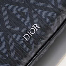 Мужская сумка Dior, модель D8008 Эта сумка Dior Lingot является