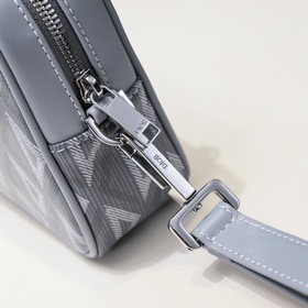 Мужская сумка Dior, модель D8008 Эта сумка Dior Lingot является 