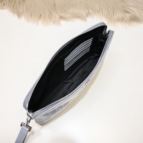 Мужская сумка Dior, модель D8007 Эта сумка Dior Lingot является 