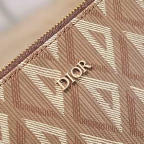 Мужская сумка Dior, модель D8001 Эта сумка-клатч является одним