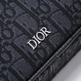 Dior - Новая модель сумки/косметички Dior, модель D126-5 Изготов