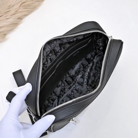 Dior - Новая модель сумки/косметички Dior, модель D126-5 Изготов
