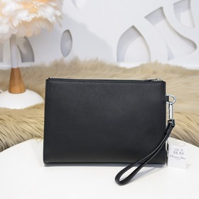 Dior-Dior Ручная сумка Модель 131-5 Изготовлена из черной кожи т