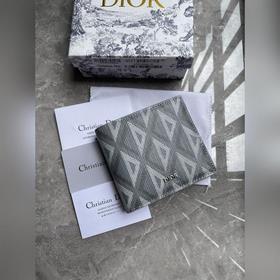 Кожаный бумажник Dior для мужчин, модель № 027 изготовлен из глад