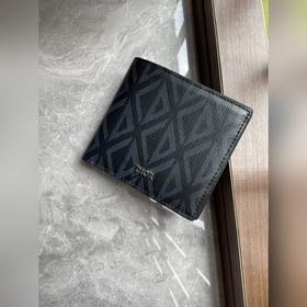 Кожаный бумажник Dior для мужчин, модель № 027 , изготовлен из гл