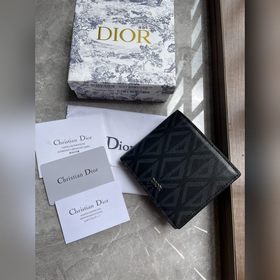 Кожаный бумажник Dior для мужчин, модель № 027 , изготовлен из гл
