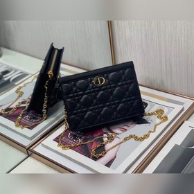Dior Caro Цепочная сумка Модель 3102  Размеры： 19 x 14 x 3 см