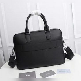 DIOR Мужской портфель Модель： 1ESSH188UMJ Эта сумка Safari отли
