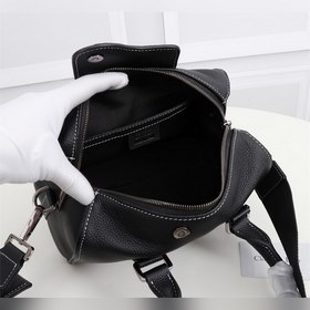 Сумка Dior Lingot 26 Модель： 1ADUU114KYK_H27E Сумка Dior Lingot 