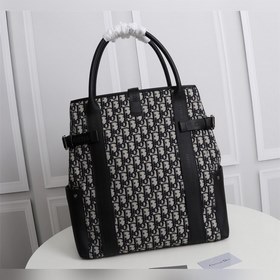 Мужская сумка DIOR Модель： 1ADSH198USH-H15E Эта практичная и элег