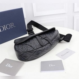 Сумка Dior Модель： 1ADPO093 (гладкая кожа черного цвета) Эта сумк