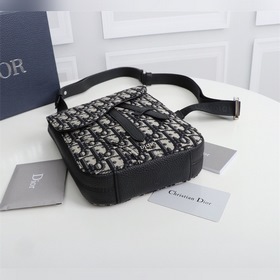 Dior Диор Сумка через плечо Модель： 1ADPO171 (флоральный узор на