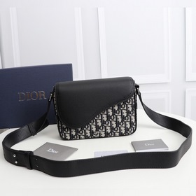 DIOR Мужская сумка через плечо Модель： 1ADME130YKS Абрикосовый с