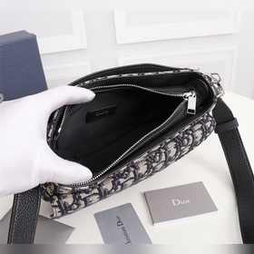 DIOR Мужская сумка через плечо, сумка-седло Модель： 1ADHO019YKY_