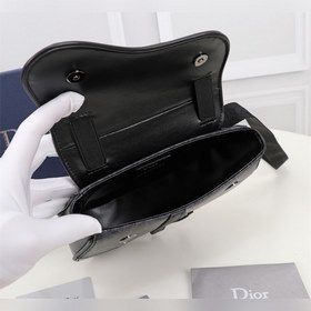 Сумка Dior Saddle Модель： 1ADPO022 (гладкая кожа черного цвета) 