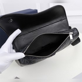 DIOR Сумка на грудь Сумка-седло Модель： 1ADPO093 (гладкая кожа ч