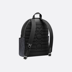 Рюкзак Dior Explorer Модель： 1ESBA012 (черный) Этот рюкзак — нови