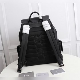 Сумка-рюкзак DIOR Saddle Модель： 1ADBA161 Этот рюкзак-седло име