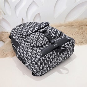 Dior - Новый мужской рюкзак Этот рюкзак является новинкой этого с