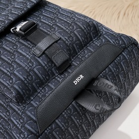 Dior - Новый мужской рюкзак Этот рюкзак является новинкой этого с